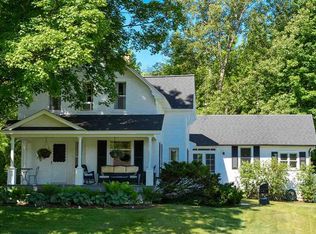 3887 N Stowe Rd, Suttons Bay, MI 49682