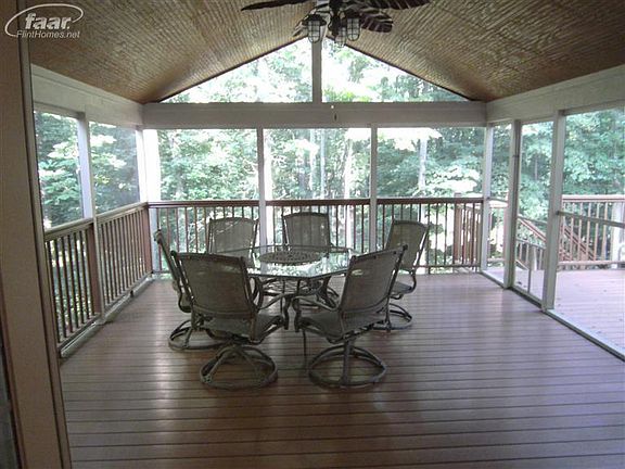 4th image of 5857 Westwood Dr