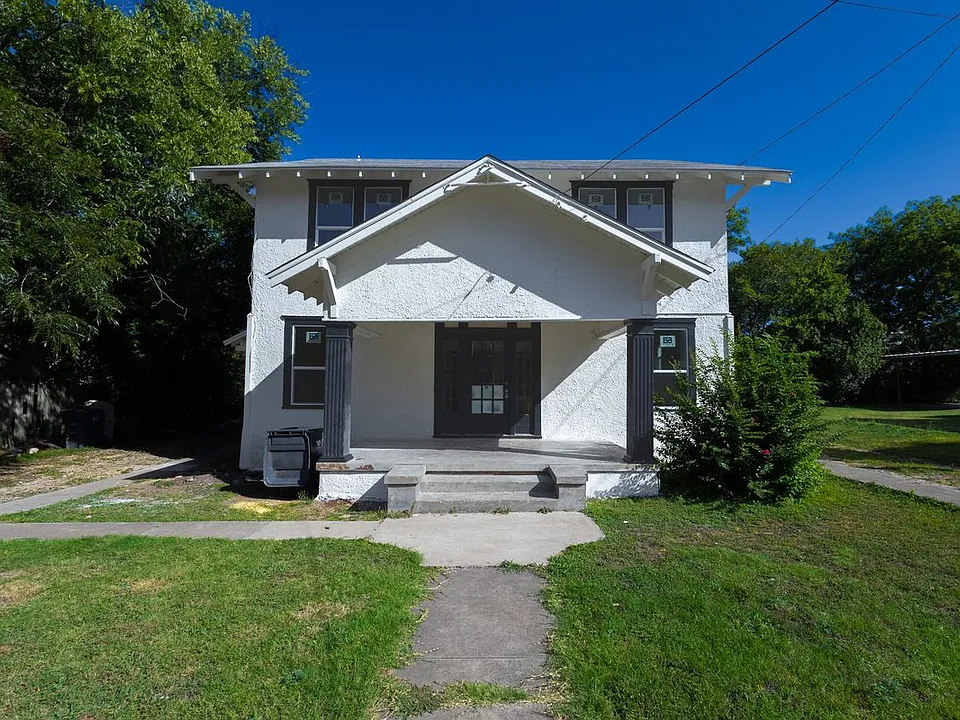 1702 Ethel Ave