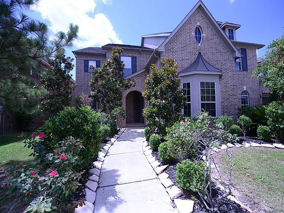 2nd image of 25615 Oakton Springs Dr