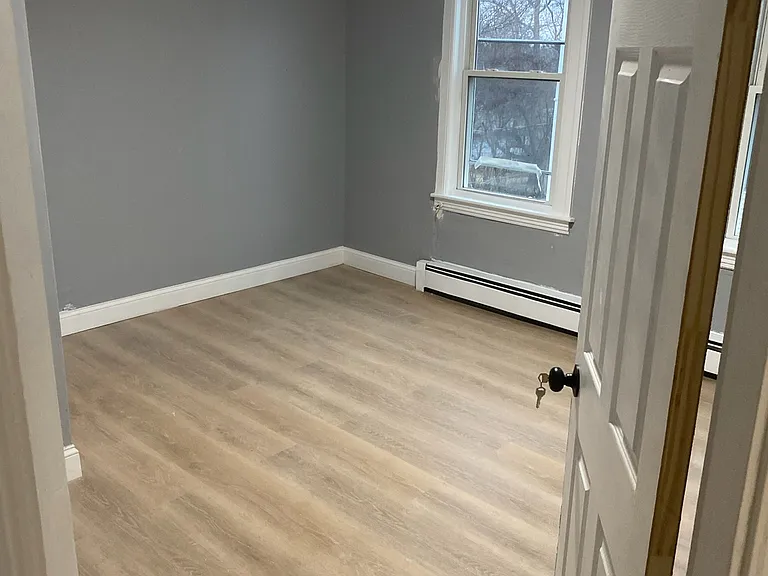 7 Derby St #2 — Photo 6