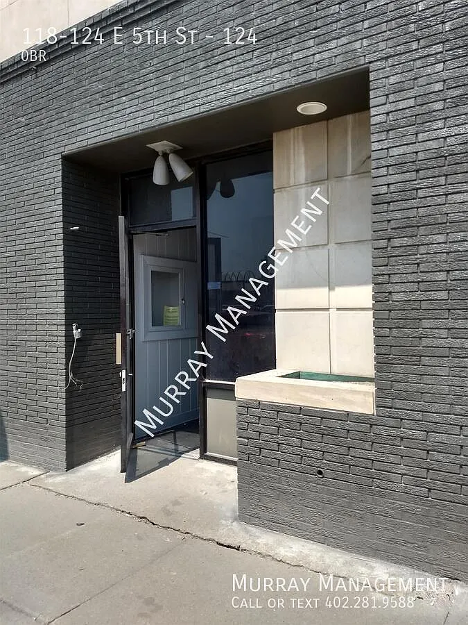 Studio, $2,500 — Photo 2