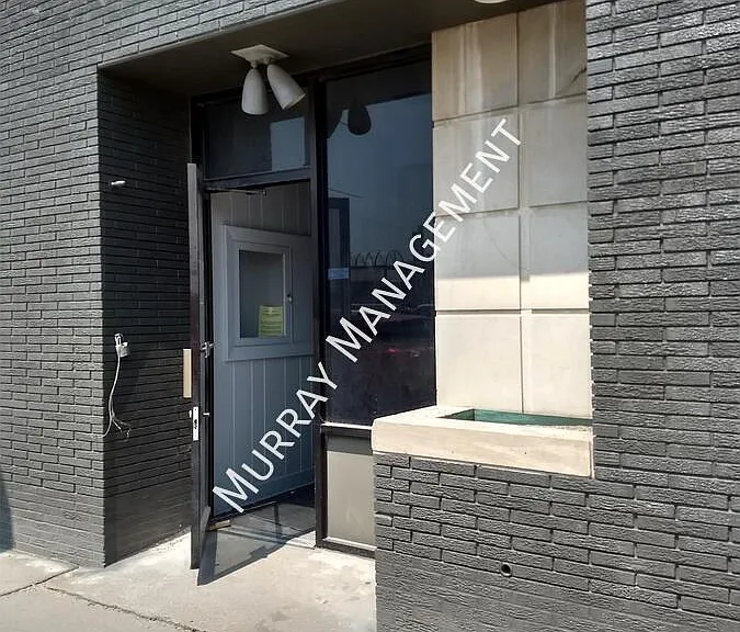 118-124 E 5th St #124 — Photo 2