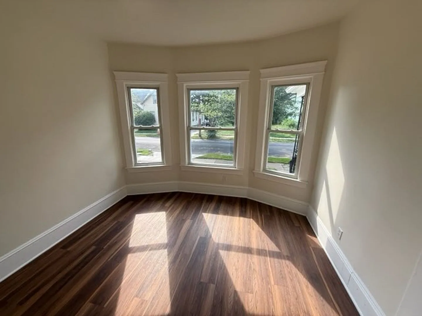 3721 E 50th St, Cleveland, OH 44105 — Photo 2