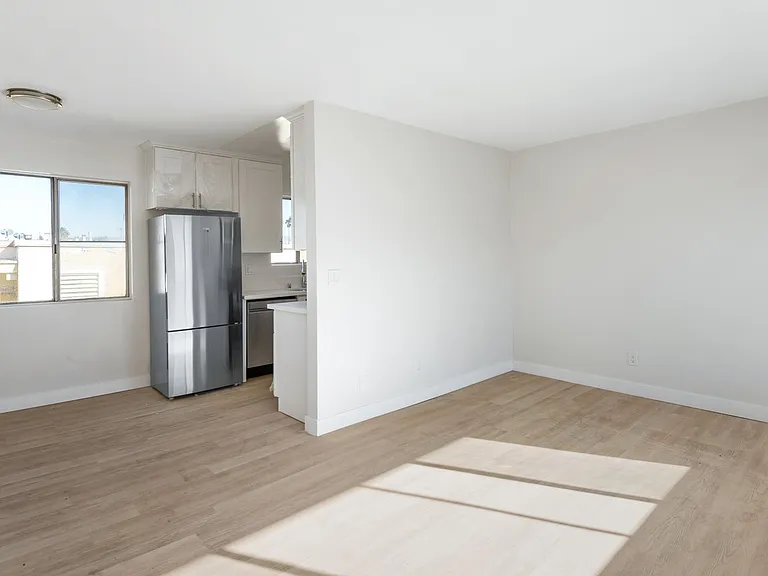 1408 S Saint Andrews Pl — Photo 28