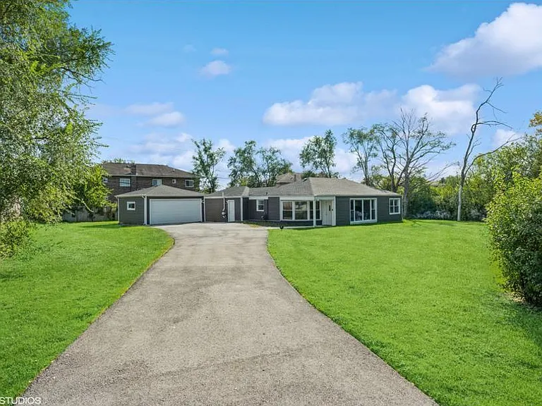 625 W Edgewood Rd — Photo 3