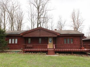 1555 Dogwood Estates Rd NW, Palmyra, IN 47164