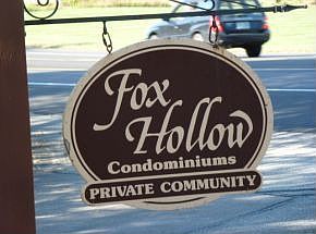 1st image of 637 Fox Hollow Dr
