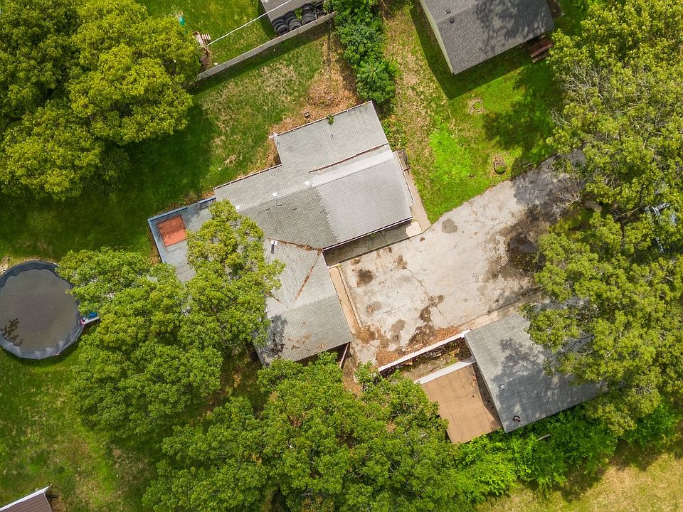 1st image of 1310 175th Street