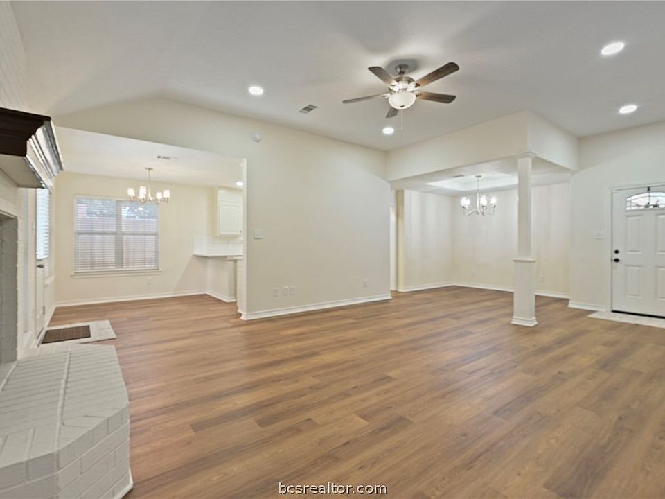 1st image of 1309 Fannin St