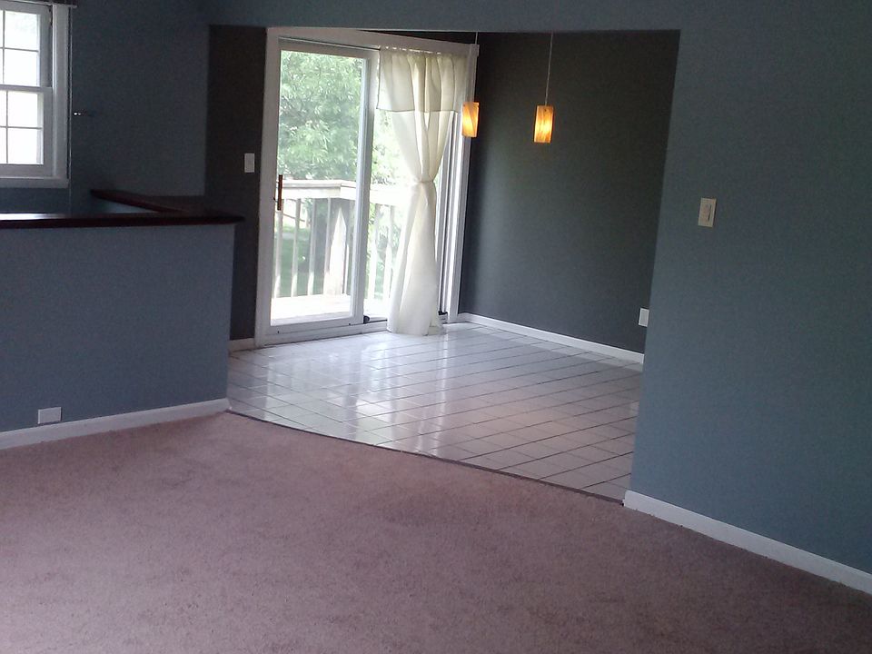 1508 E Stonehenge Dr Sycamore, IL, 60178 Apartments for Rent Zillow