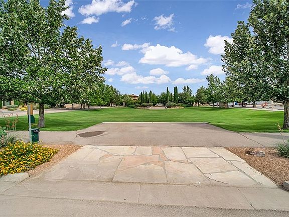 3rd image of 4849 Villa Encanto Dr