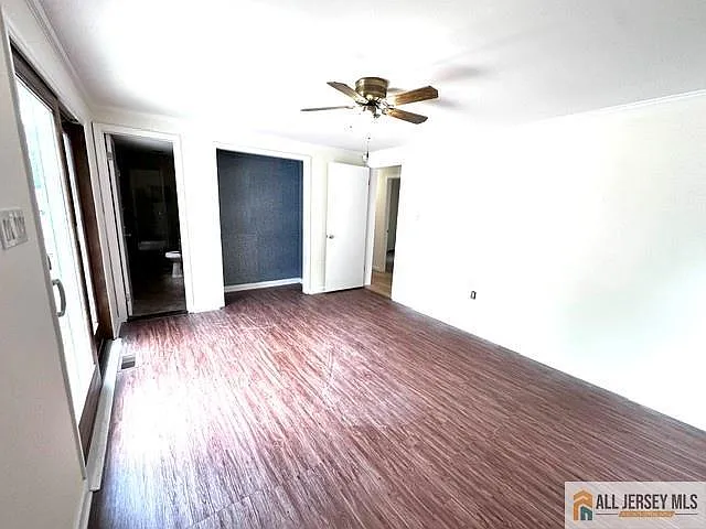 2370 US Highway 130 — Photo 12