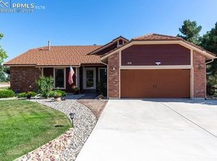 295 Desert Inn Way, Colorado Springs, CO 80921