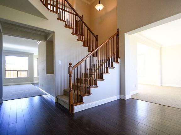 Grand Entry - Formal Spaces