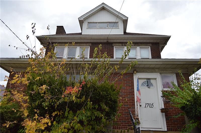2nd image of 1705 Moravia St