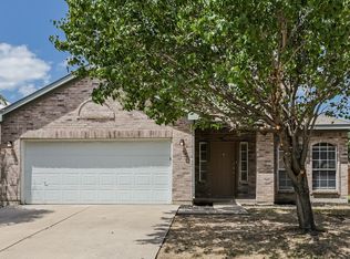 2808 Earle Dr, Grand Prairie, TX 75052