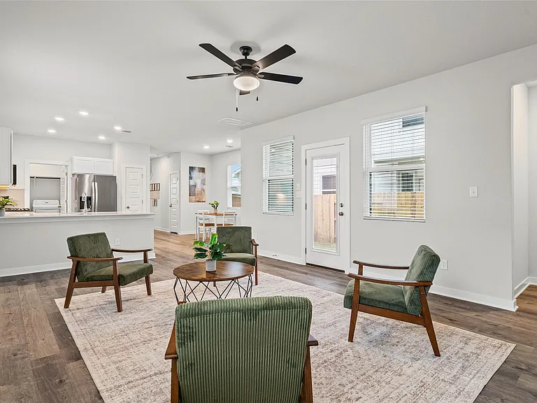 2086 Alice Jay Way — Photo 4