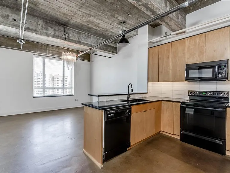 710 Colorado St #G-9 — Photo 1