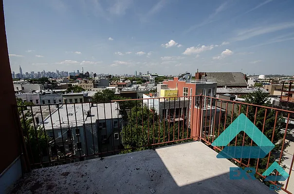 Rented by EXR | media 14