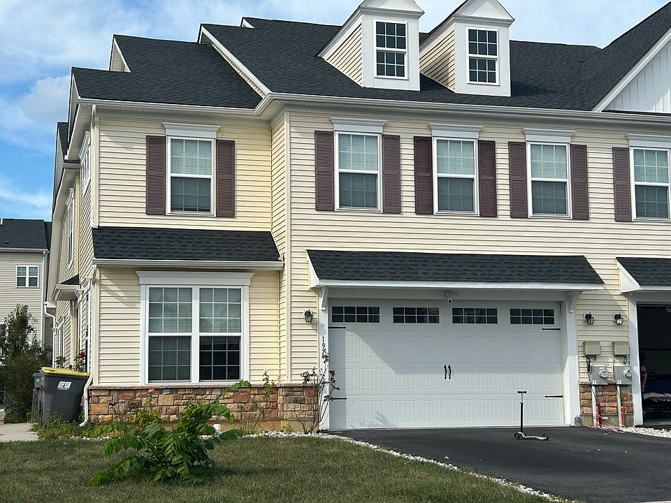 1st image of 197 Jenny Dr