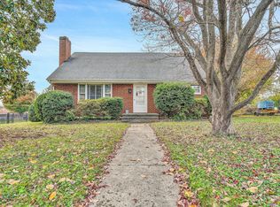 5310 Woodbury St NW, Roanoke, VA 24012