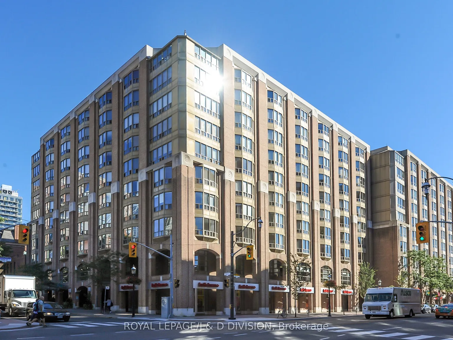 2 bed, $7,500 — Photo 1
