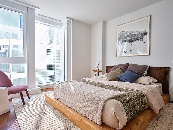 4th image of 555 Fulton St Unit 516