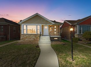 8208 S Sacramento Ave, Chicago, IL
