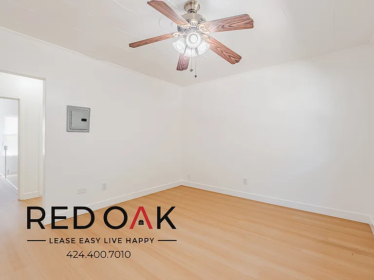 1559 N Hill Ave #7 — Photo 15