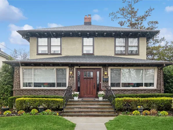 72 Shellbank, Rockville Centre, NY 11570