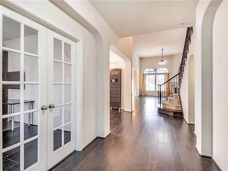 2485 Mackinac Dr — Photo 18