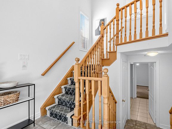 4th image of 43 Pepperberry Rd
