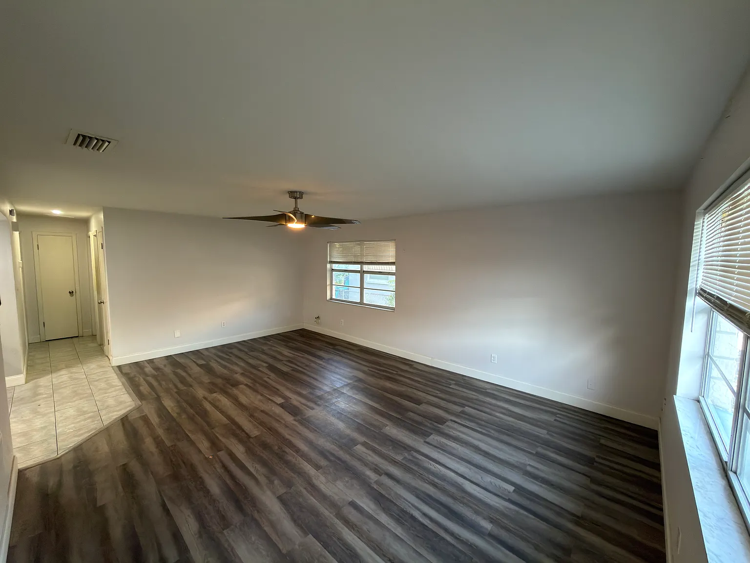 2 bed, 1027 sqft, $2,000 — Photo 1