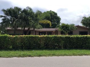 1015 S 14th Ave, Hollywood, FL 33019