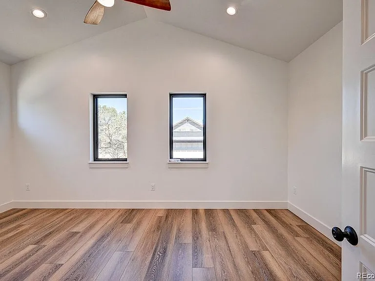 424 Pinon St — Photo 15