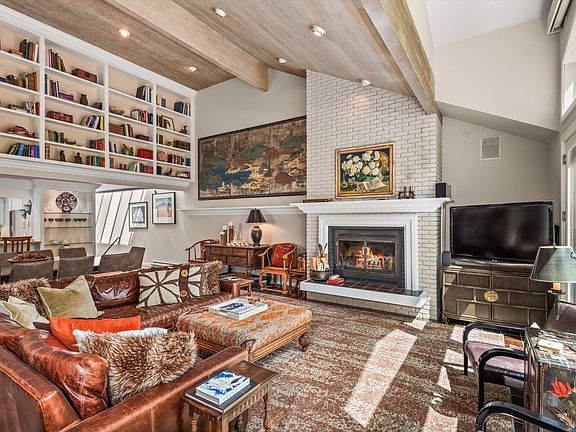 3rd image of 123 W Hyman Ave #A