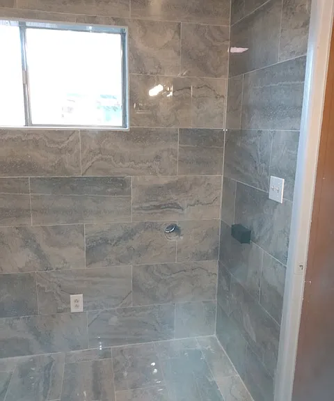 710 Caine St — Photo 6