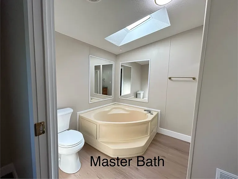 852 Charles Rd — Photo 14