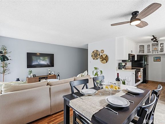 5th image of 1061 Park Ave Unit 115