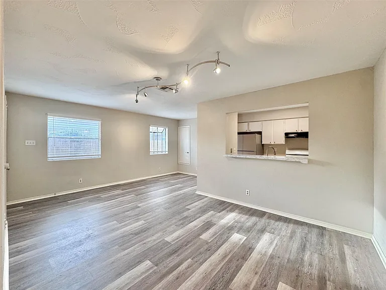 2110 Blue Meadow Dr #A — Photo 8
