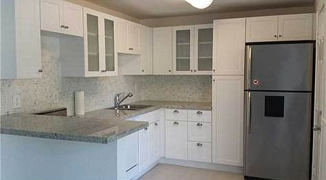2nd image of 3245 Virginia St APT 4