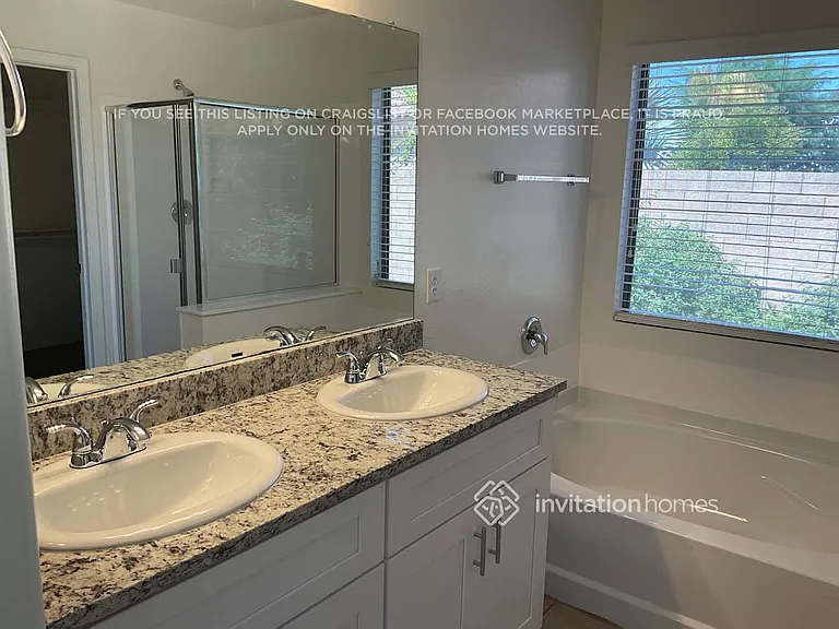 13127 W Port Royale Ln — Photo 14