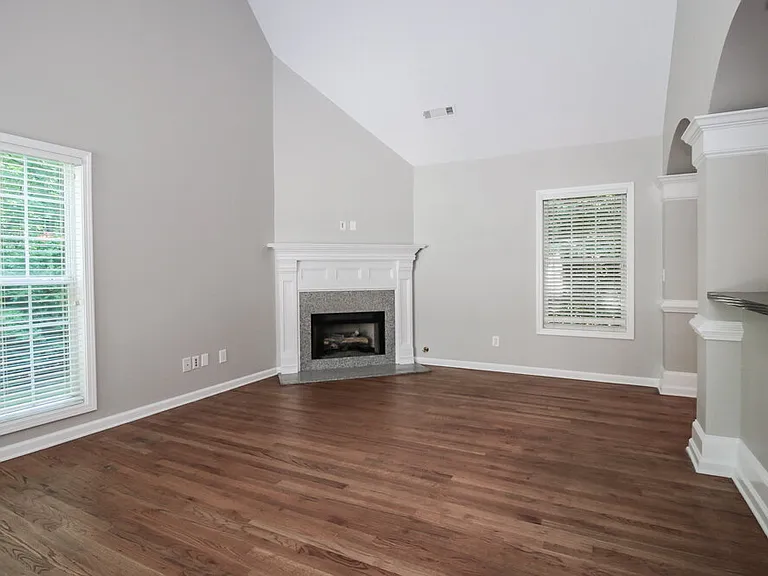 35 Goldfinch Dr — Photo 3