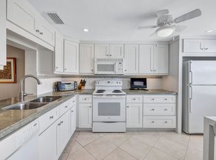 3001 Lincoln A #3001, Boca Raton, FL 33434