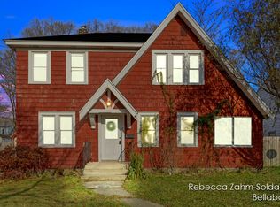 25 Avonlea St SW, Wyoming, MI 49548