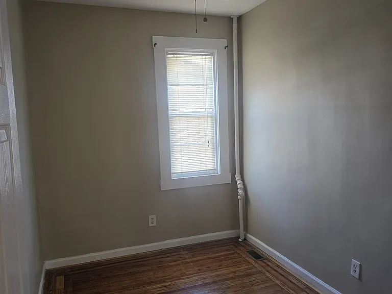 4028 W Cold Spring Ln — Photo 15