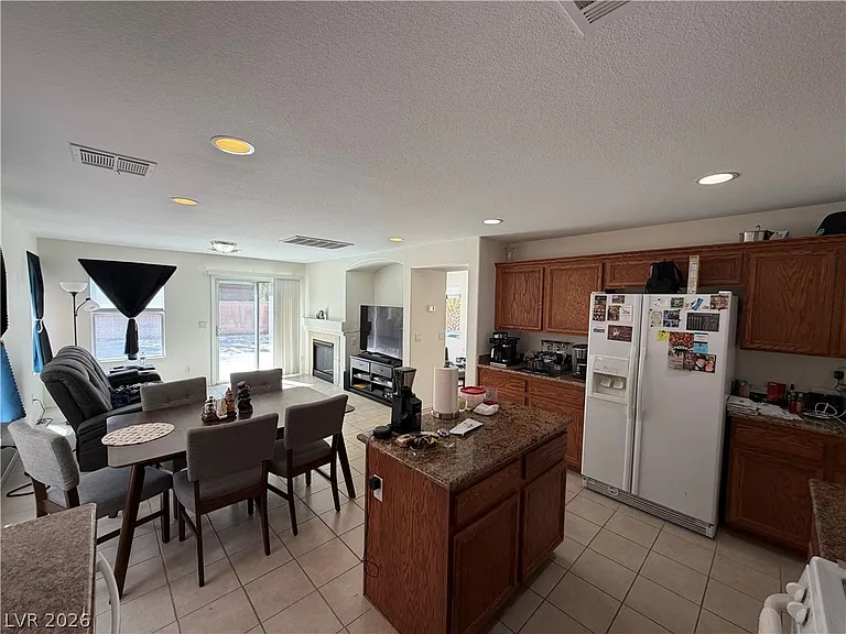 2515 Begonia Valley Ave — Photo 11