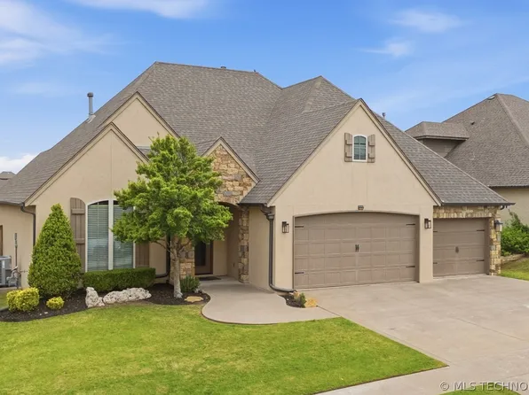5929 E 145th St S, Bixby, OK 74008