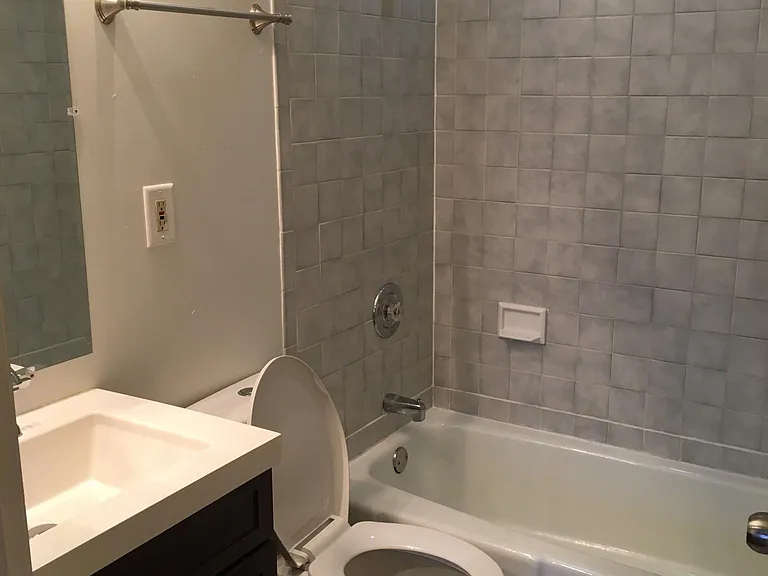 3819 Marine Ave — Photo 7